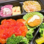 カフェ ソリッソ - ロケ弁当で人気のソリッソのカフェ弁当