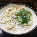 サヌキのピッピ - かけうどん( ◠‿◠ )180円
      そのままで頂きました