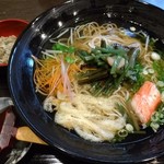 Soba Chaya Shobu An - 温かい山菜蕎麦♪