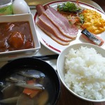 スーパーホテル - ―2016.10.9―
            朝食で取ってきたメニュー