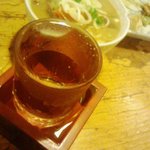 Dobin - 表面張力を思い知る日本酒と、安いのにうんまいモツ煮