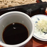 Soba Dokoro Chikuzen - つゆ