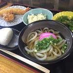 Sanuki Udon Taihei - うどん定食
                        
                        ・かけうどん（小）
                        ・おにぎり
                        ・エビ天
                        ・から揚げ
                        ・ポテトサラダ
                        ・オクラの胡麻和え
                        
                        おいしく頂きました (*´ڡ`●)
                        