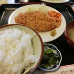 木かげ - とんかつ定食　500円