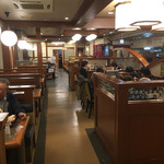 Wafu Ryori Konpira Tei - 店内をパシャ 
                      平日の１８時です