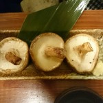 Robata Kushiyaki Shunsai Itadaki - 出汁しいたけー