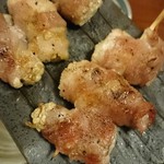 Robata Kushiyaki Shunsai Itadaki - 豚バラえのき巻き