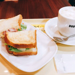 Doutor Coffee Shop Konosu Ekimae Ten - 朝のサンド