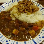 Sukiya Fukuoka Shimen Ten - 牛あいがけカレー６３０円。