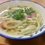 柏原 - かけうどん(*ﾟ∀ﾟ*)200円
            やっす！