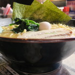 吟家 - 醤油ラーメン