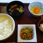 すき家 - 納豆(たまごかけごはん)朝食￥320
            