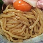 中華そば 四つ葉 - トップランの玉子と麺