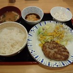 Sukiya Take Toyo Ic Ten - ハンバーグ定食