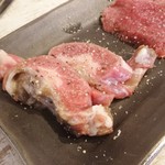 一枚から焼肉 英伍 - タン下