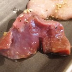 一枚から焼肉 英伍 - 厚切りハツ