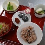 Shikinoaji Chinryutei - お食い初め膳・この他鯛のお頭付3500円