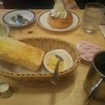 Komeda Coffee Ten Kameari Ekimae Ten - 