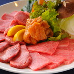 Yakiniku Chikurin Kita Mon Ten - 極盛合せ5280円