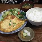 Iwakyu Ootomi Bunten - ｶﾂ煮ﾗｲｽ930円