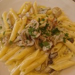 Trattoria Cannavaro - ランチメニュー  きのこのクリームソースペンネ