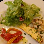 Trattoria Cannavaro - ランチ  前菜盛り合わせ  サラダ 揚げパプリカ オムレツ ツナと白インゲン豆？