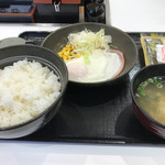 Yoshinoya Kochi Inter Ten - ハムエッグ朝定食350円