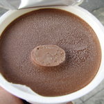 ミルクハウス モーモーⅡ - 生乳の元気がそのままアイスクリームに（チョコ）(200円)の中(2010/10/12)