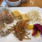 Toyoko Inn Tomakomai Ekimae - 朝食 無料。