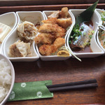 TERU - 日替わりランチ 900円。