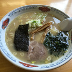 元祖ラーメンショップ - 特製ラーメン(¥550)ジャンボ(¥180)