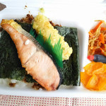 Hokka Hokka Tei Tanzawa Byoin Mae Ten - 鮭弁当