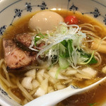 名前のないラーメン屋 - 淡麗の味玉らーめん並②