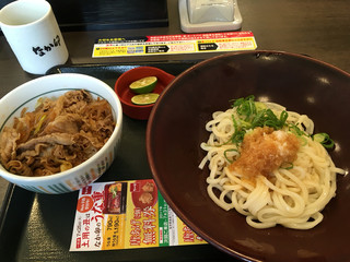 Naka U Nagasakishinden Ten - 風牛肉ミニ丼すだちうどん並