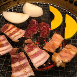 あしながおじさん焼肉亭 - 