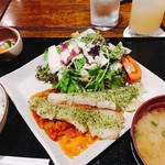 THE GEN'S BEER RESUTAURANT Kikugawa - タラの香草パン粉焼き定食  ¥980-(税抜)