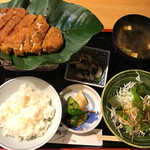 Juraku - 朴葉みそかつ定食（豚ロース）税込1,450円