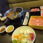 Shabu Yo Kanazawa Yokkaichi Ten - イベリコ豚＆牛肉食べ放題のコース