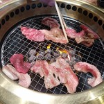 じゅうじゅう焼肉 カルビ大陸 - 