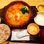 Ootoya Saga Kita Bypass Ten - チキンのかあさん煮定食。