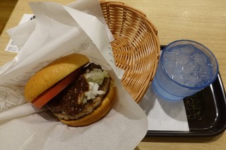 MOS BURGER Kameari Kitaguchi Ten - カレーモスバーガー390円