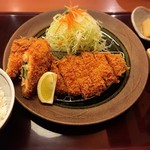 彦家 - 秋鮭フライとロースカツ定食 ¥1480