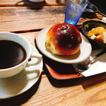 cafe Attente - 