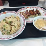 餃子の王将 - ぬるい 焼きめしセット2