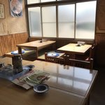 まるみそば屋 - 店内です。