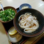 どんどん - ぶっかけうどん (温) ［¥430］