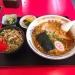 Tokyo Hanten - ラーメンセット(ラーメン+ミニチャーシュー丼)