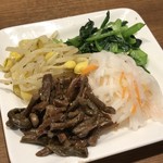 Yakiniku Uguisudani En - ナムル盛り合わせ