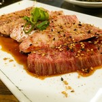 Yakiniku Dondon Higashitori Ten - 