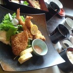 Gesshin An - ミックスフライ定食